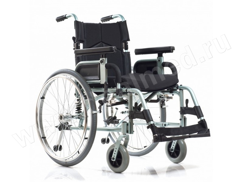 Инвалидная кресло-коляска механическая Ortonica DELUX 510