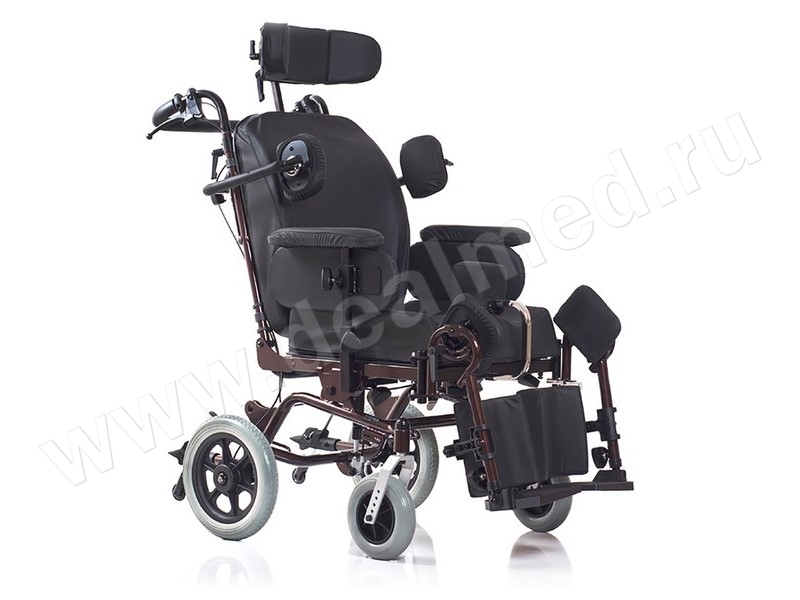 Инвалидная кресло-коляска механическая Ortonica DELUX 570