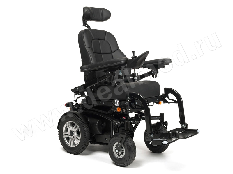 Инвалидная кресло-коляска с электроприводом Vermeiren Forest lift